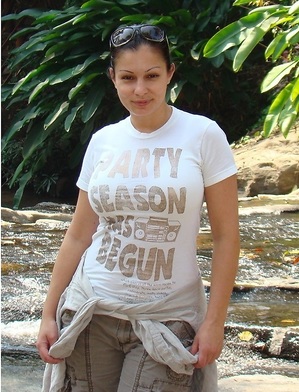 Scammer with photos of Aria Giovanni 6c_RBQHpv5iEW3at3ybIAoF56QtVQpDGIjPnSCt335Fts4iayJTtAgQK9LyNAPim